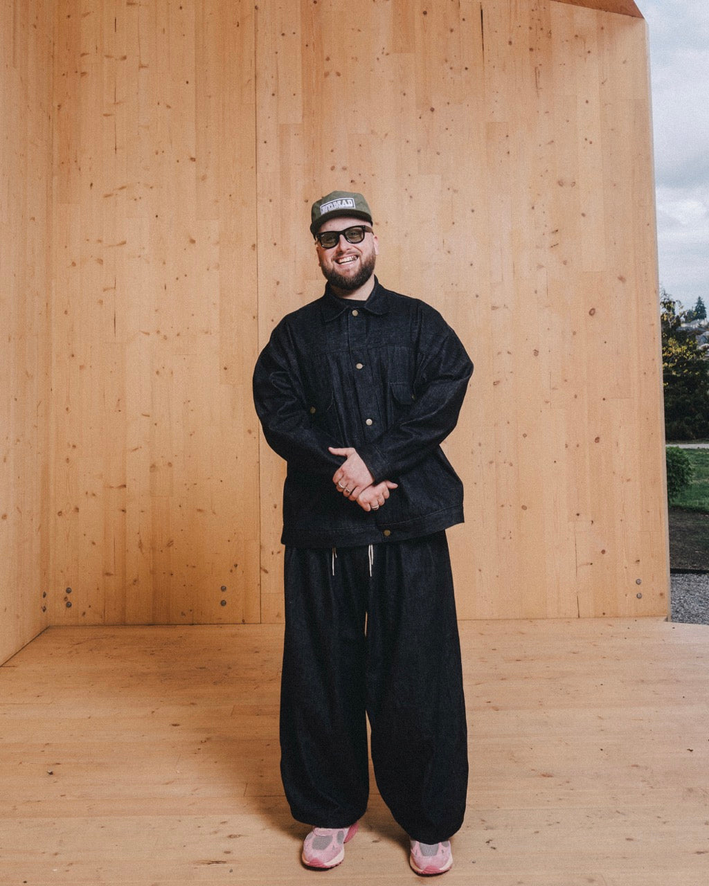 NOMAD OLIVE/WHITE LOGO HAT